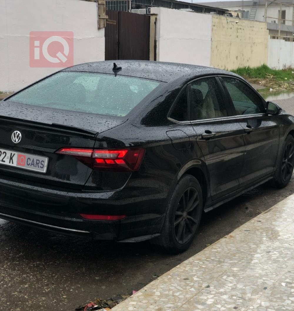 ڤۆڵکسواگن جێتا